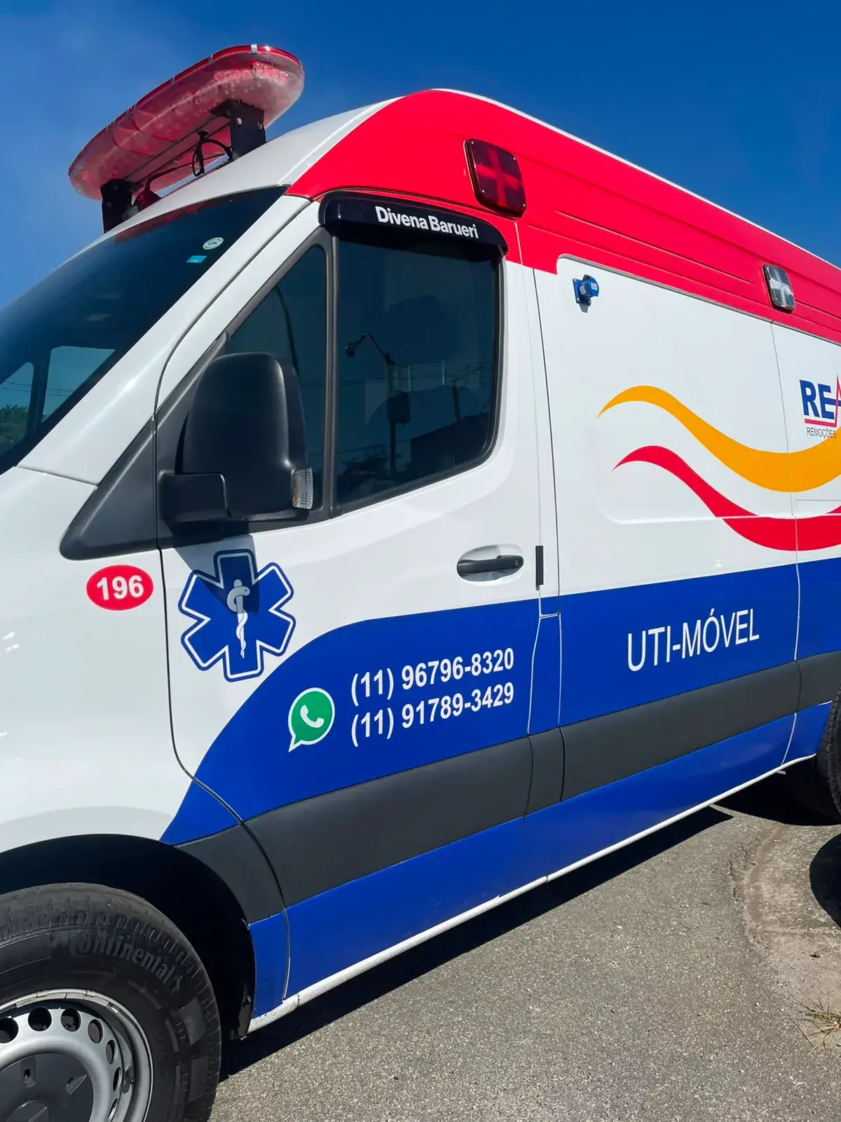Ambulância da Real Remoções equipada para transporte médico 24 horas